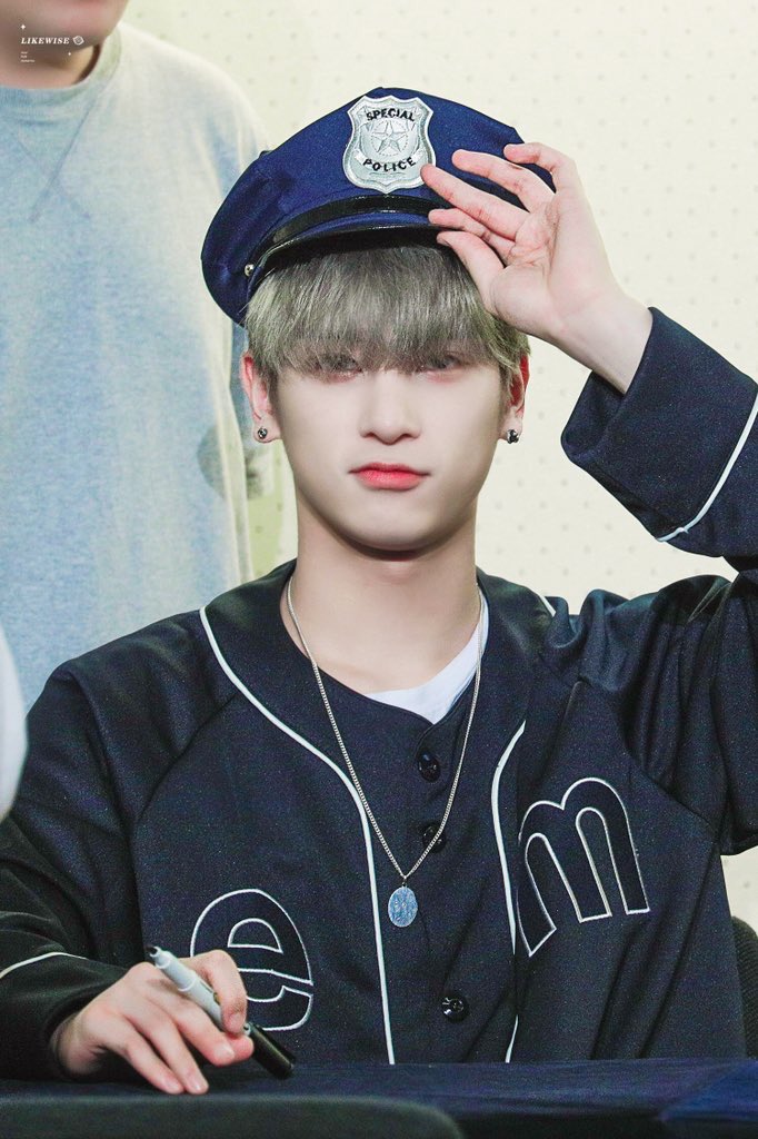 noface_noidol's tweet photo. 389. 엑스원 이한결 https://t.co/cUSBRW0w1F