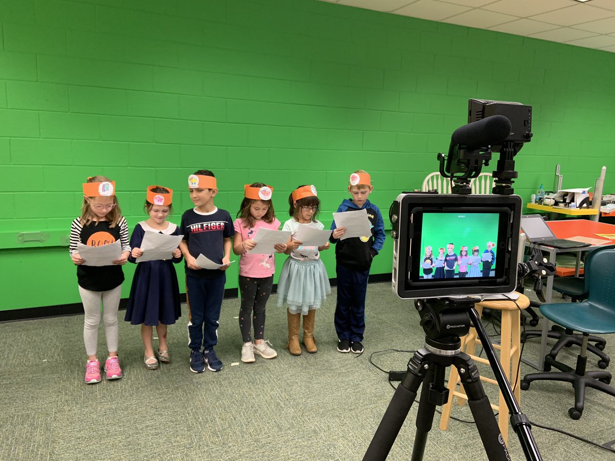 SVentresco1456's tweet photo. These first graders recorded their 3 Billy Goats Gruff π readers theater in the iLab today! We canβt wait to see ourselves on YouTube!π₯ @GreenvilleES @itrtmspoeges #GreenvilleES #GESfirstgrade https://t.co/xl7RUL4rlJ