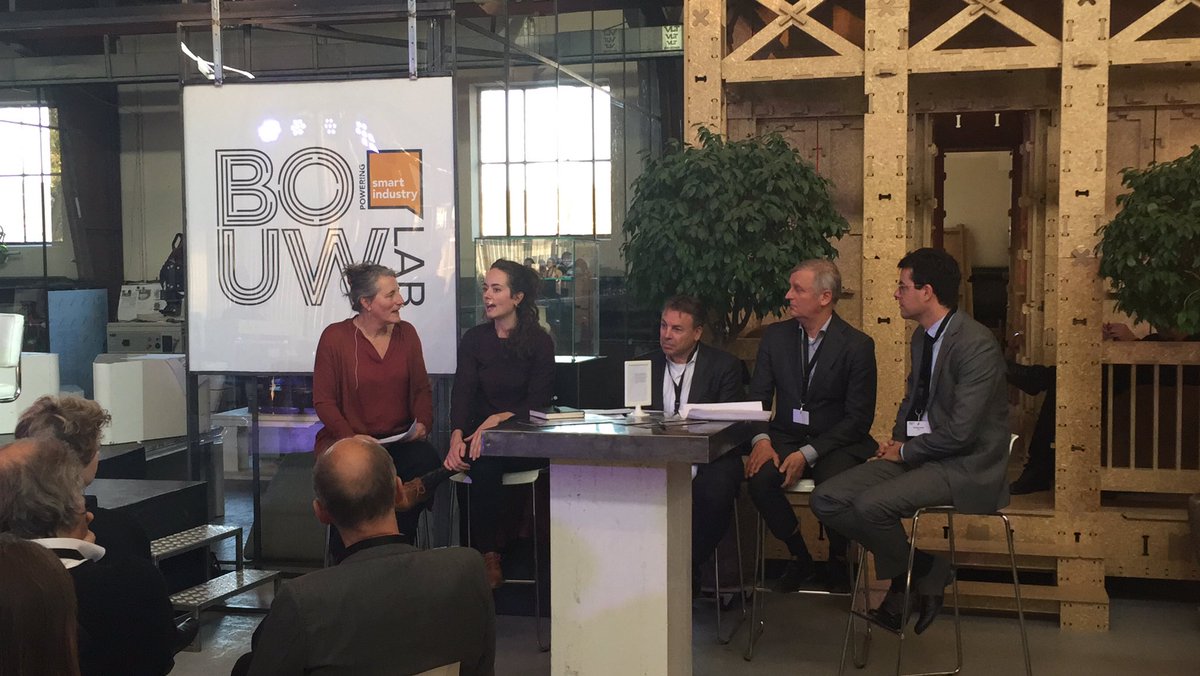 BnlVincent's tweet photo. Lancering BouwLab R&amp;Do met Bouwtalk Live! met Jan Kets #learningbydoing #leadingbylearning #jegaathetmaken #bouwendnederland https://t.co/zzMwiAxwRF