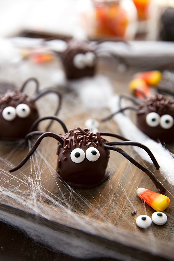 Come support your local gays today at the LSU bake sale in the breezeway today at noon.

#umbc #umbcproud #lgbtq #pride #lesbian #gay #bisexual #transgender #asexual #pansexual #umbclgbtq #umbclsu