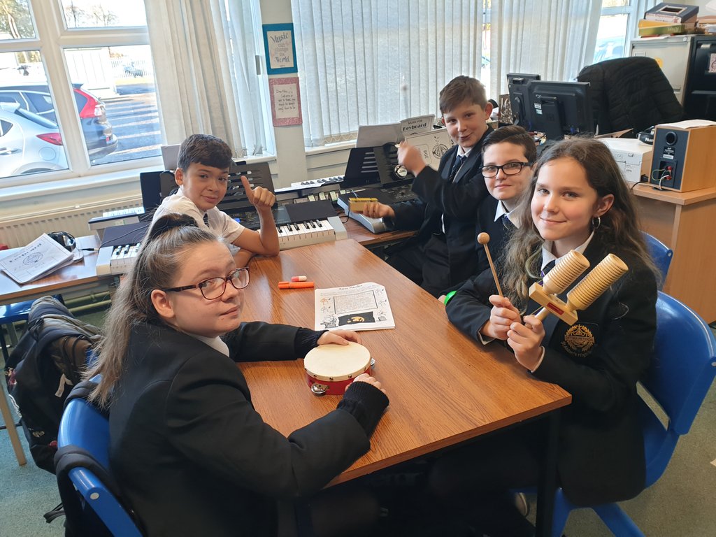 Staidansmus's tweet photo. More Halloween creativity with 1.3 this morning! 🎃🎵🎃
 #dansemacabre
#soundpictures
#creating 
#makingmusic
#Halloween
@Staidansmus https://t.co/wvmmv0zu5M