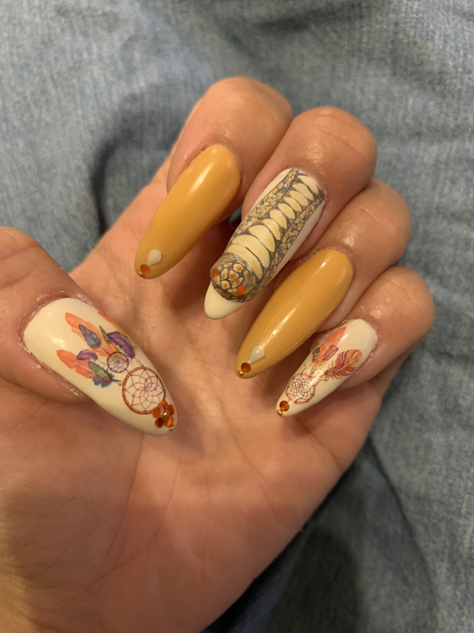 Nail Salon Lotus Maniac Nail No7 コブラとドリームキャッチャー 蛇ネイル Happybluemonkyやってみよう100のチャレンジ エキゾチックレザー Maniacnail マニアックネイル じゃネイル コブラ ネイル 上野弁天堂 上野ネイル 出張ネイル 御徒町