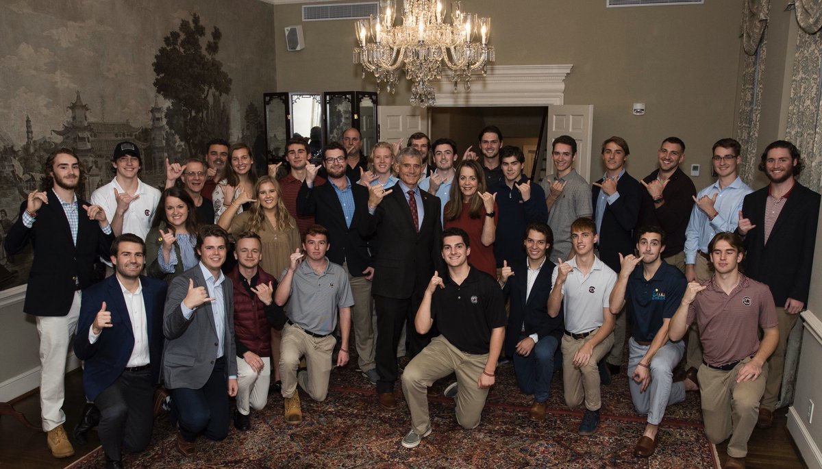 Special thanks to @Bob_Caslen for having us at the #PresidentsHouse. We are excited and honored to be the first team to partake in this new tradition. You’ll see us again real soon! #BeatClemson