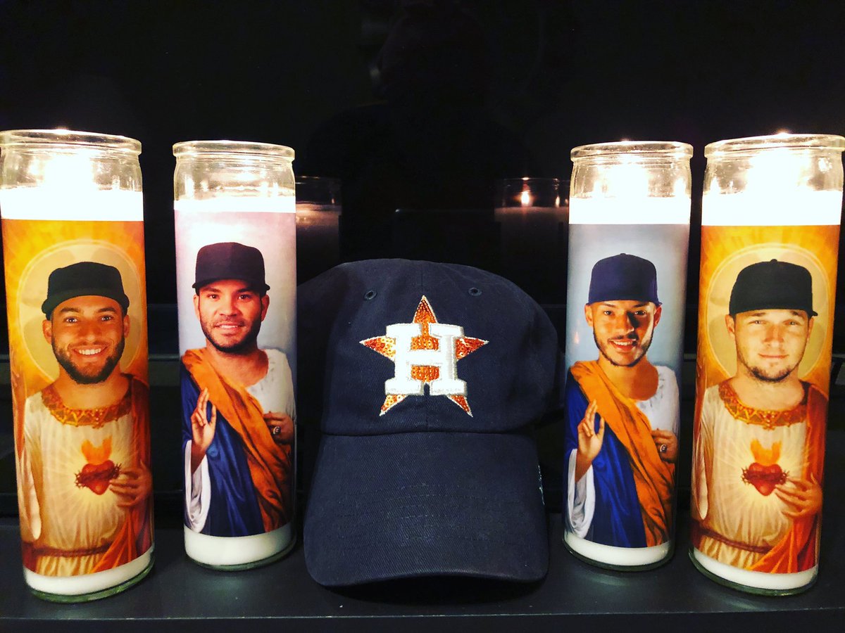 _TexasForever's tweet photo. Saying 3 Hail Mary’s and 2 Our Fathers for tonight’s game https://t.co/LKrzqlnJcj