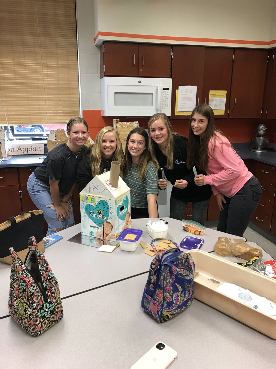 Seneca Valley IHS tweet media