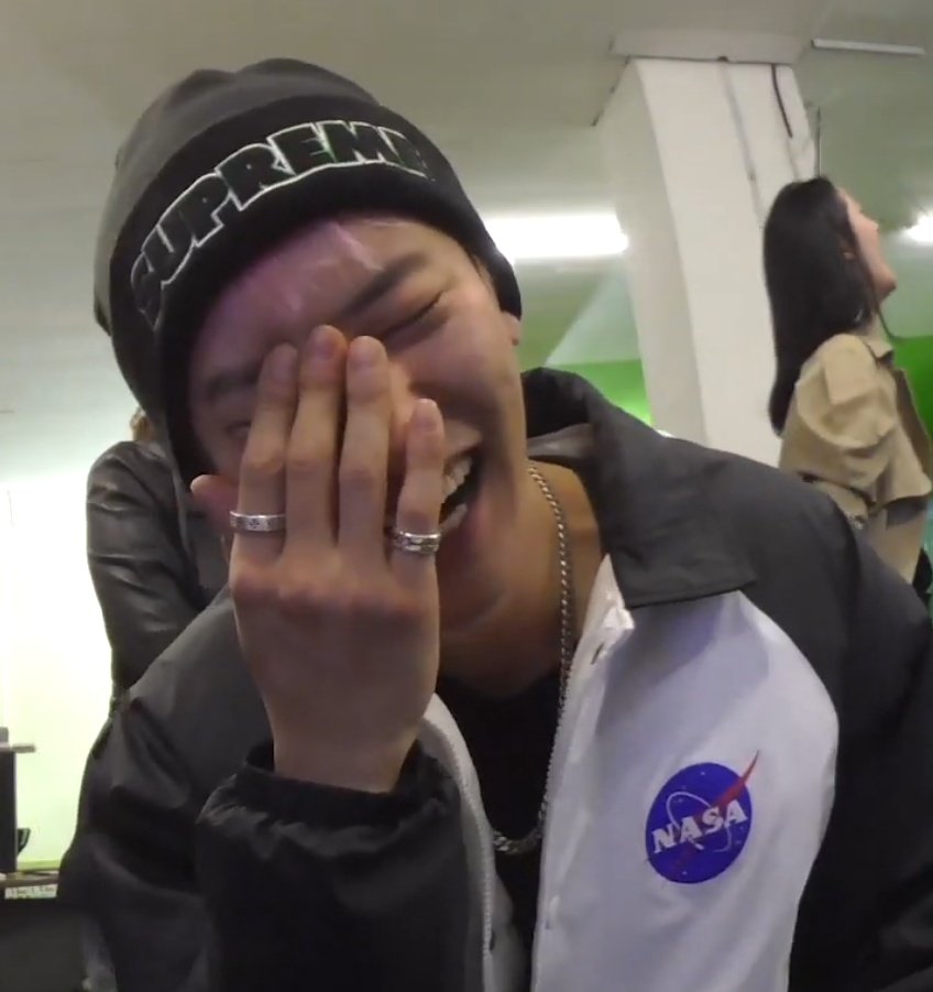 chanyeol pics tweet media