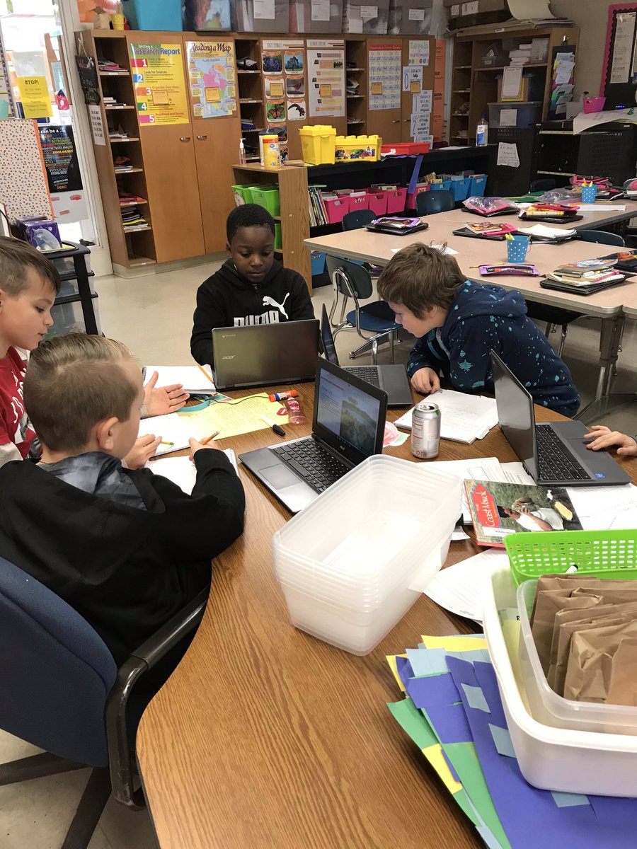 MrsOrellana4's tweet photo. I love seeing how hard our 4th graders are working on gathering research on their Native American tribes! Our research reports and projects are off to a great start! They love sharing their  findings with each other and that makes me so happy! ❤️ #HavingFunInC1 @wearesteele https://t.co/todU2hkH4z