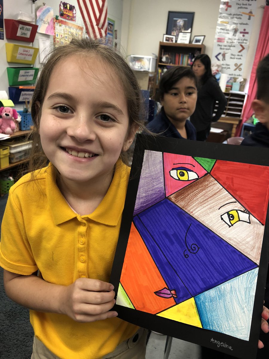 dewestudio's tweet image. Please tell me that art teachers don’t have the BEST JOB in the world!! 🎉🎨💕 We get to hang out with cool kids and show them how amazing their marks can be!!! #fractionfaces #TAPprogram #togetherweARTbetter #artintegration #artteacherlife #k12artchat