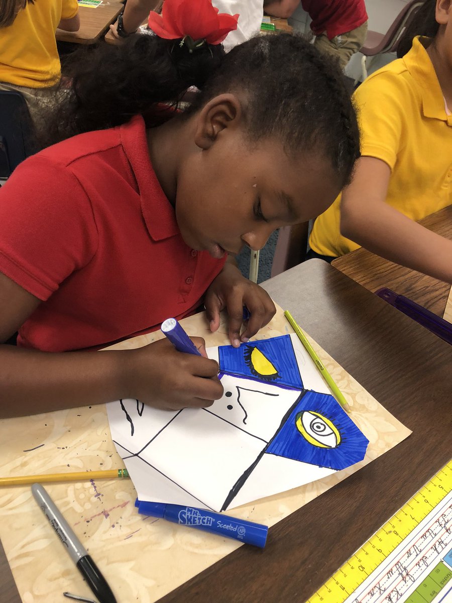 dewestudio's tweet image. Please tell me that art teachers don’t have the BEST JOB in the world!! 🎉🎨💕 We get to hang out with cool kids and show them how amazing their marks can be!!! #fractionfaces #TAPprogram #togetherweARTbetter #artintegration #artteacherlife #k12artchat