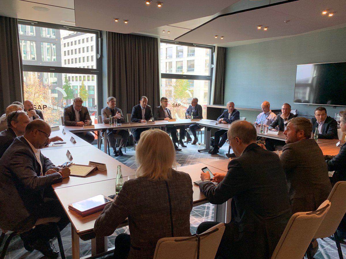 MichaelKleinem's tweet photo. Thank you to all customers who joined @tomjanoshalmi, Bjoern Braemer + myself for our roundtables during #SAPSelect, Berlin. Great pleasure to discuss how to transition to the next-gen ERP + how our SAP S/4HANA Movement program can help on this journey @sapdigitalsvcs #thebestrun https://t.co/4hOUzJ6tBc