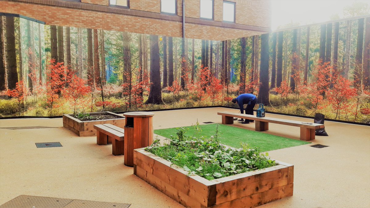 HSIS_uk's tweet photo. Adding the final touches to our woodland themed fencing today @ Chorley &amp; South Ribble @NHSCSR. I hope our clients love it as much as we do Thanks once again to @lustalux_ltd &amp; @dgbuildersltd for the amazing work they've done on this project 🙌🏽😎🤓🤠 https://t.co/7FG1SZMvJZ