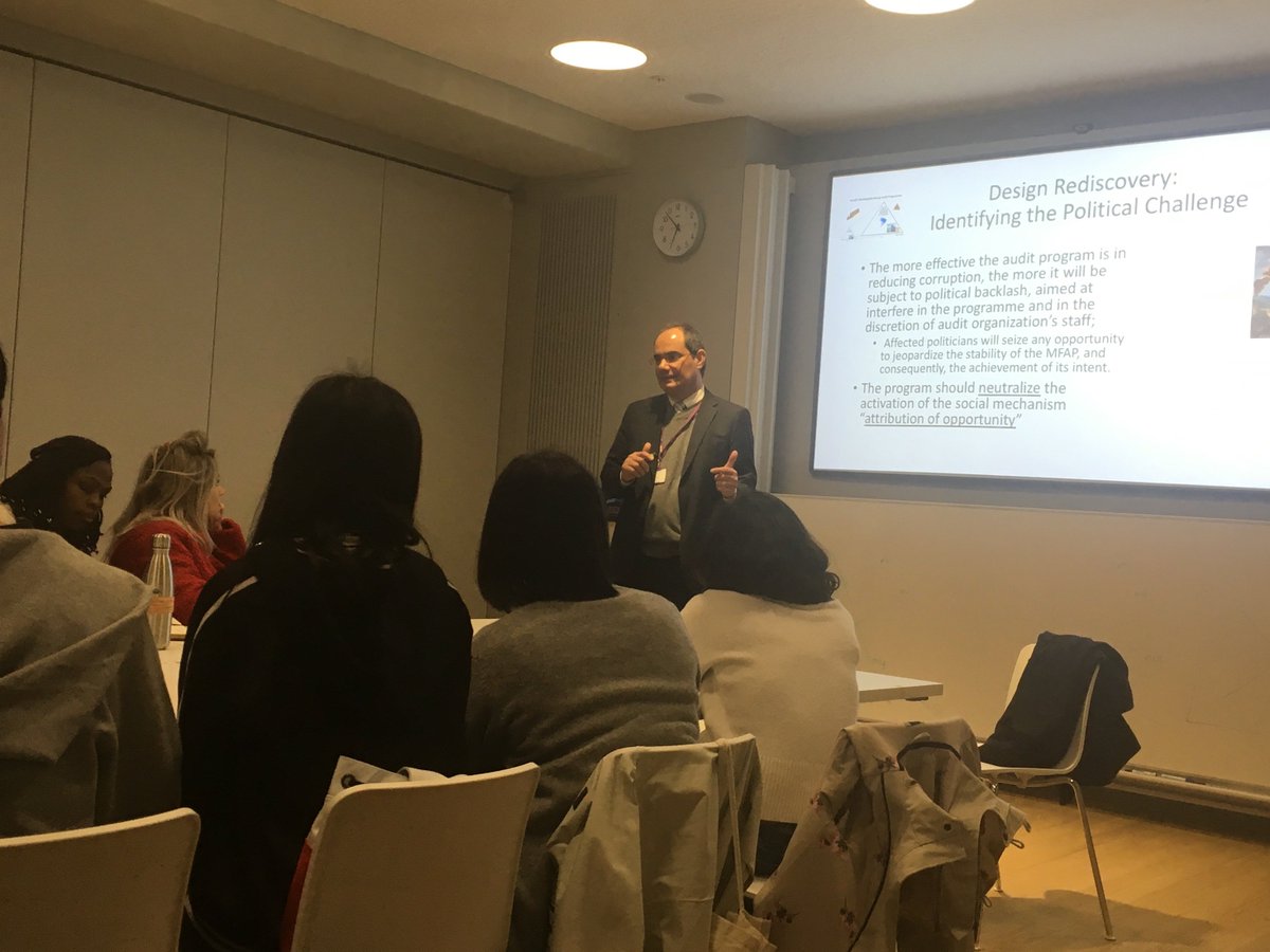 IntegrityBSG's tweet photo. ...and yesterday we welcomed back former @BlavatnikSchool Lemann Fellow Sergio Seabra with LSE public management Prof. Michael Barzelay, to discuss Brazil's federal auditing programmes. https://t.co/oNweenwo98