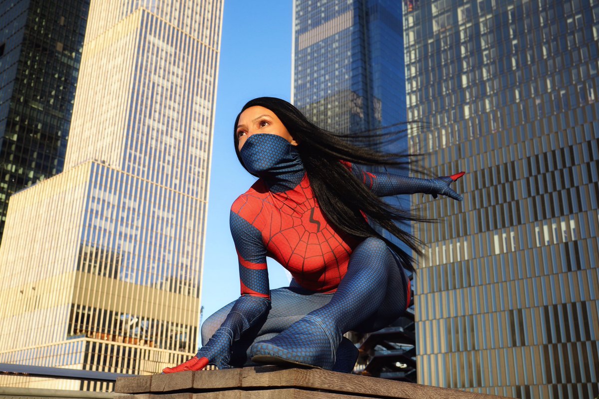 BrianaDeCoster's tweet image. “I made a choice, this is my path.” 
🕷photo by: @thesilentthings 
Wig styled by: @alicianicolehairdesign 
Suit design: @EvilPowerRanger 
Suit made by: @Zentaizone2 
#spidersilk #silk #cindymoon #utahimecosplay @Marvel #spiderman @NY_Comic_Con #spiderverse