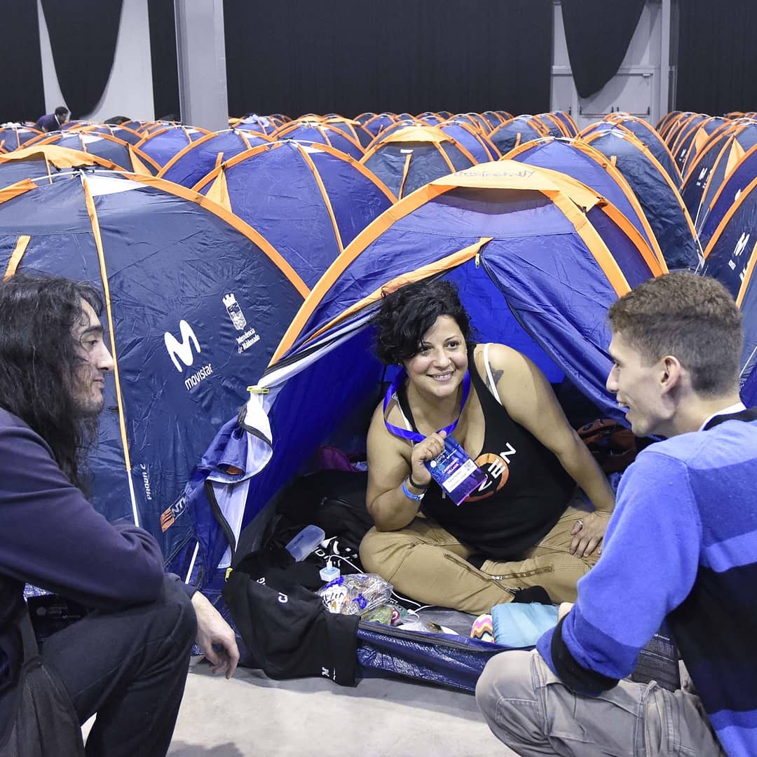 campuspartyuy's tweet photo. La experiencia campusera se vive a pleno en la zona Village ⛺⛺⛺ te quedaste en #CPUY1? Compartinos tus fotos 🙋♂️🙋♀️ https://t.co/KY27CuedMH