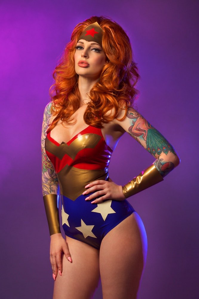Ericsignpainter's tweet photo. @VanessaLake Have a great Halloween, Vanessa and fans ๐๐ป๐๐๐งก #SuperHero #CalendarGirl #SuperModel #WorldClassBabe #UltimateCrush #Halloween https://t.co/3Tg8Egnh73