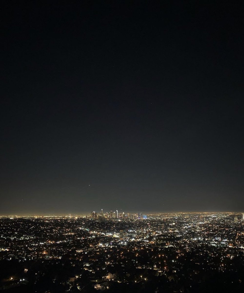 kasgraphics's tweet image. #LA💙