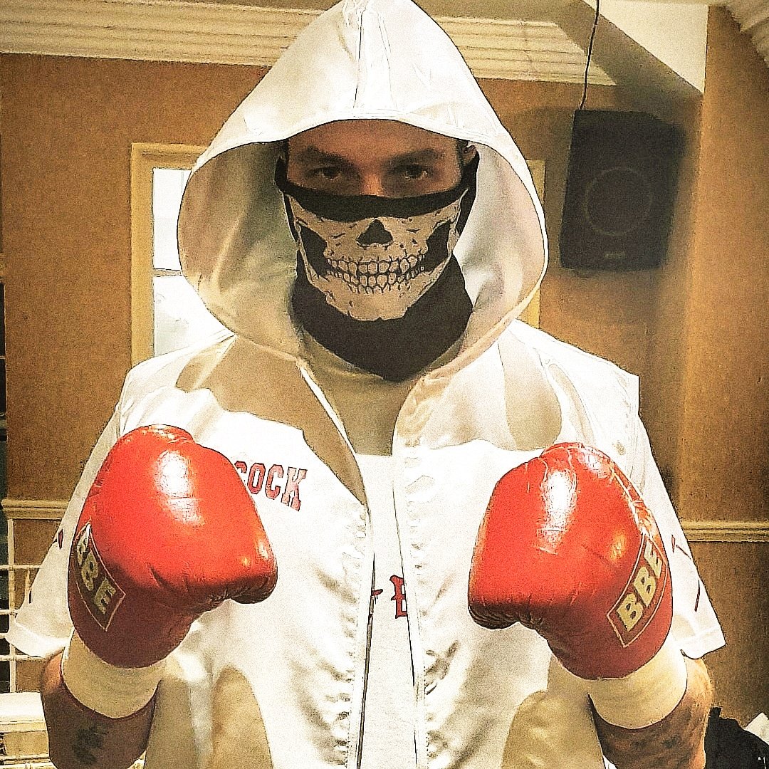 Mobboxing91 tweet picture