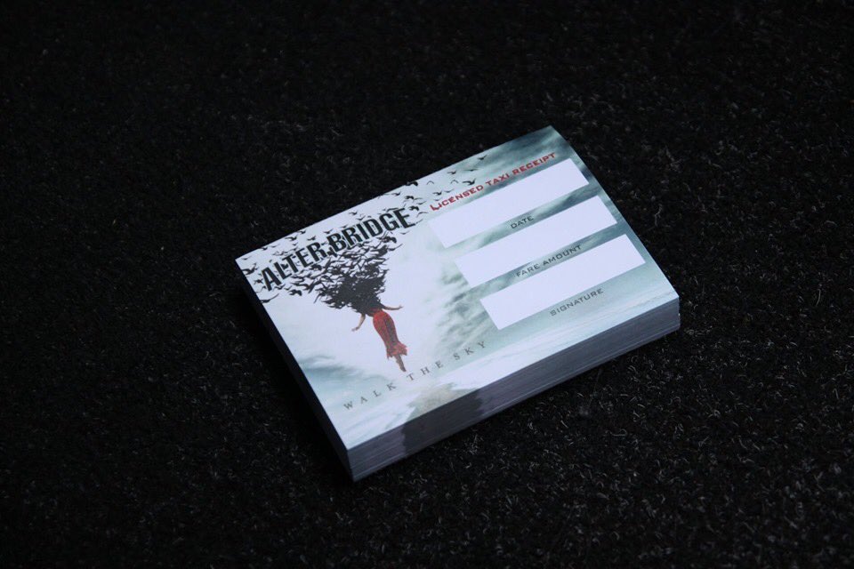 #DriveTheSky - Have you seen the #WalkTheSky Taxi's in London Yet?! 

Dont forget to snap a photo and post it with the hash tag #DriveTheSky &amp; #WalkTheSkyTour for your chance to win a Mark Tremonti PRS Guitar! 

#AlterBridge #PRSGuitars #NapalmRecord