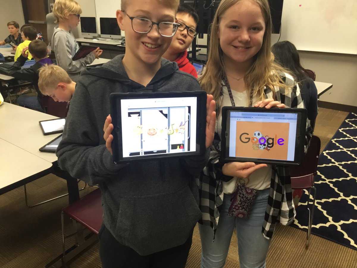 ShakoEast's tweet photo. Students created their own Google logos through coding program! #shakopeeschools https://t.co/tUhYDiFp2E