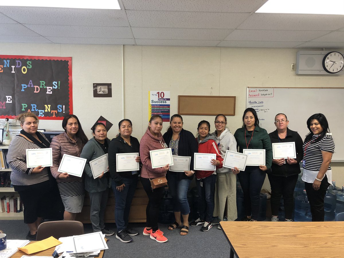Positive Parenting Program Graduation! Way to go Bobier Parents🎉🎊<a href="/EngageVista/">VistaUSD FACENetwork</a> <a href="/BobierBroncos/">Bobier Broncos</a>
