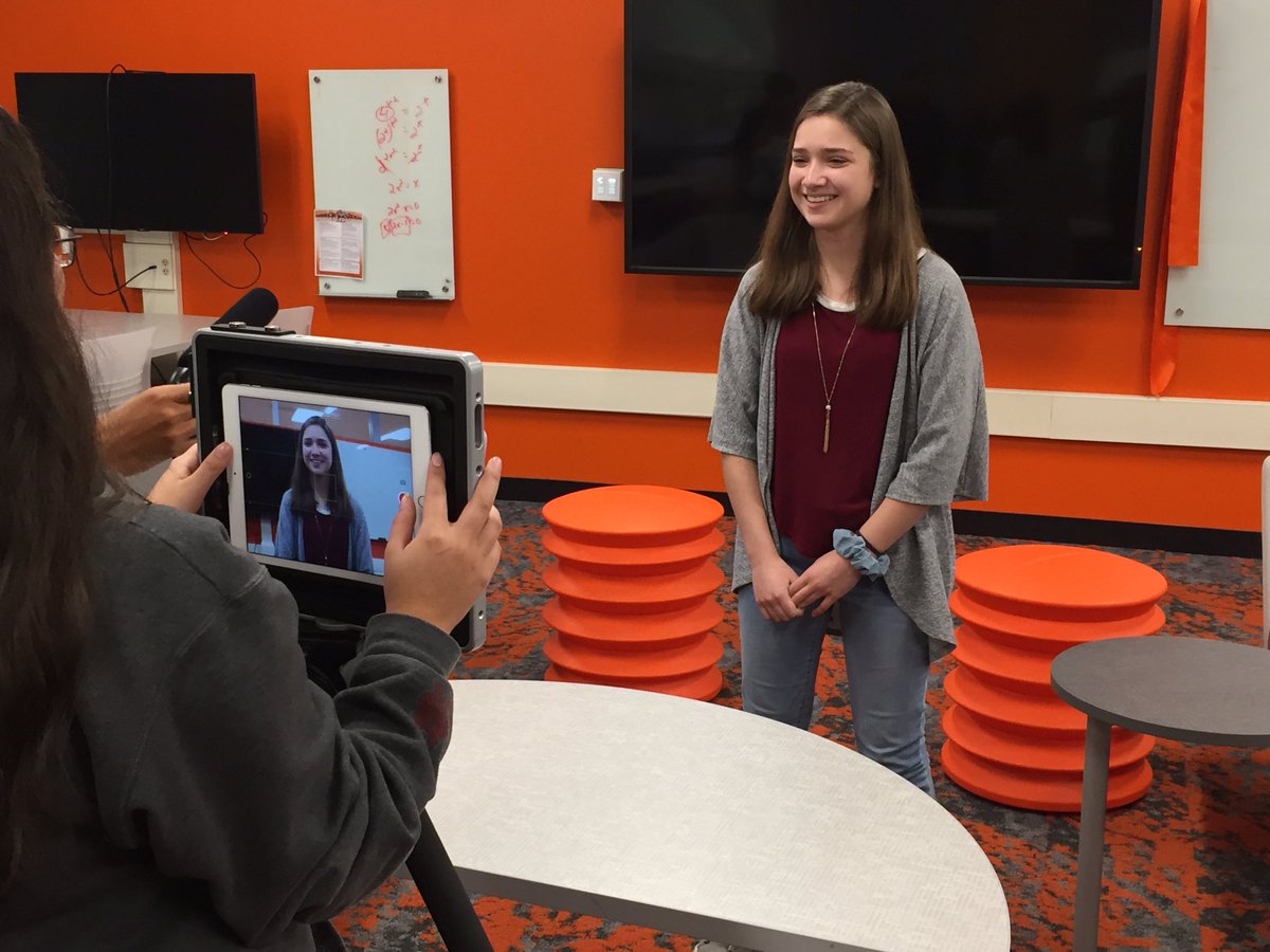 Career Internship students creating promotional videos talking about their internship experiences. #CLC_IC_WELLNESS#werclc#d155inspire