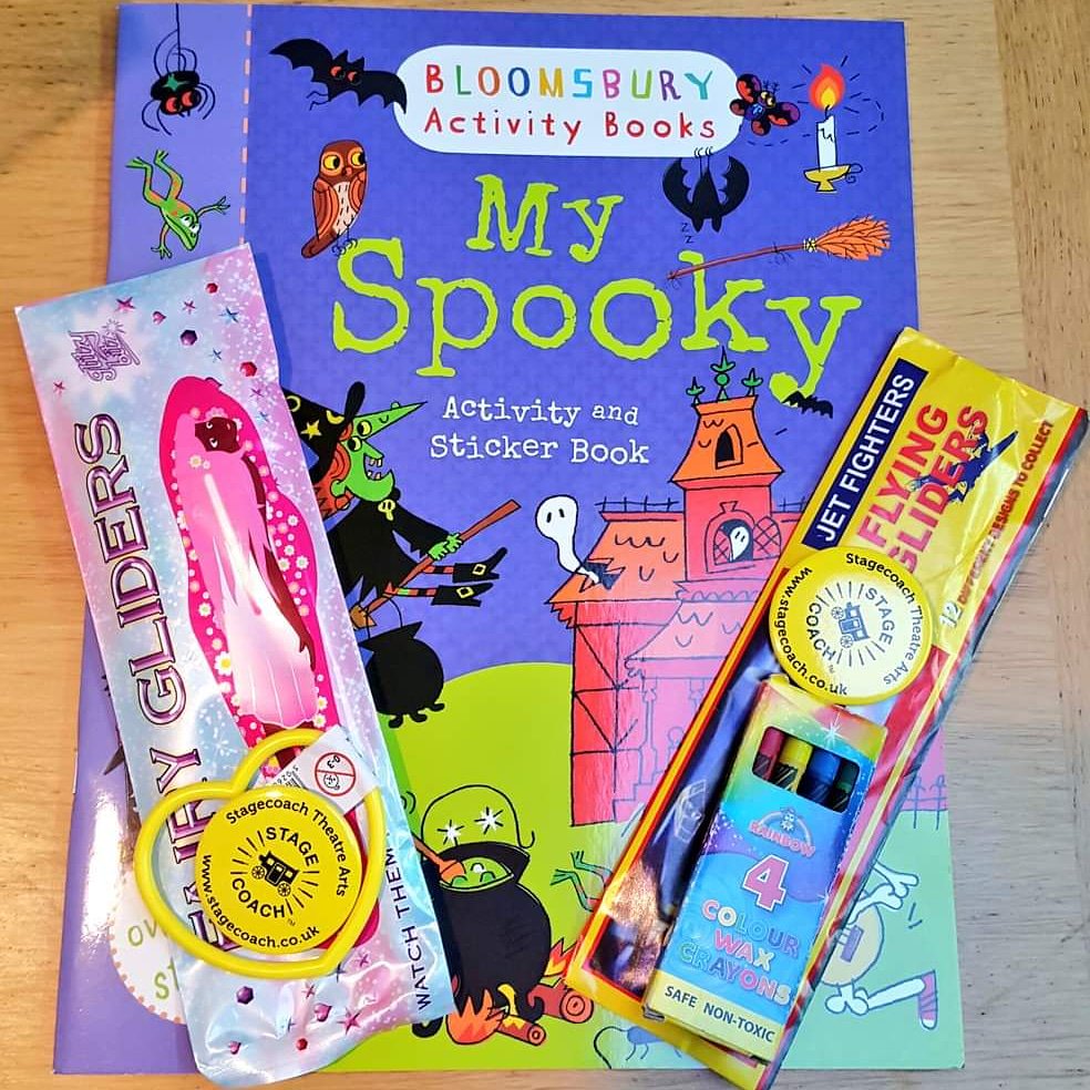 SCPartiesAm's tweet image. Check out our spooky #Halloween themed party bags! Book your theme party Stagecoachparties@live.co.uk 
#Buckinghamshire #Amersham