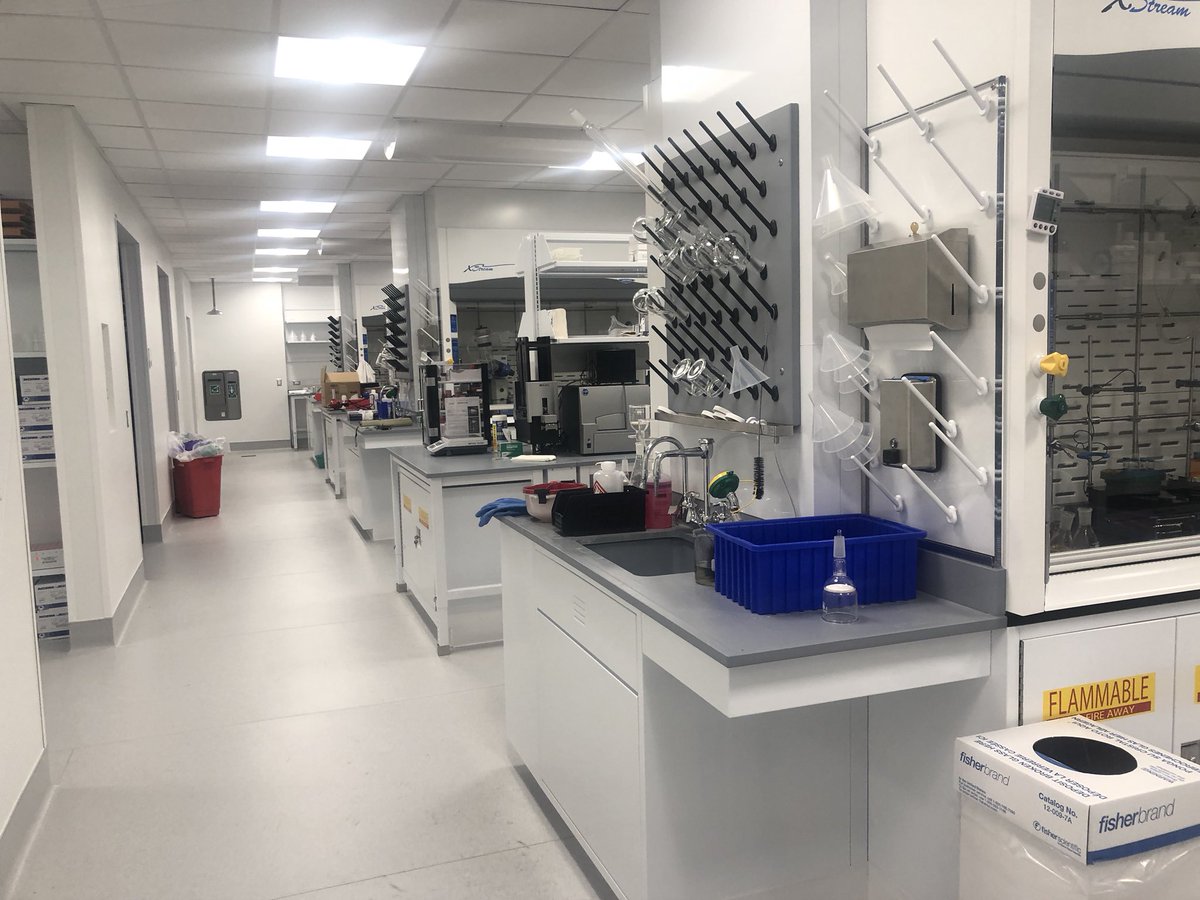 SStaufferPhD's tweet photo. Two weeks into new lab space in Lerner Research Institute, team is growing and excited to push discoveries with CCF colleagues! https://t.co/EzUu8Wo26s