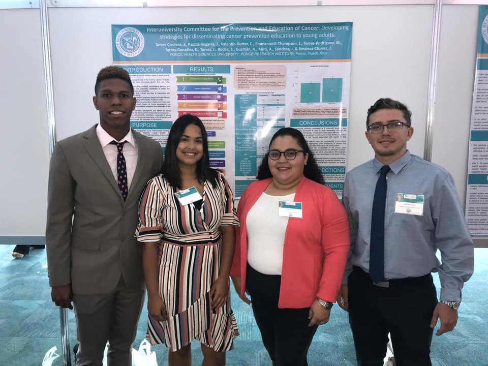 CIPECA_PR's tweet image. 15th Annual Scientific Conference PHSU &amp;amp; PRI 2018

Esta actividad fue llevada a cabo en el Complejo Ferial de Puerto Rico en Ponce y se logró obtener el primer lugar en la presentación de póster del Comité interuniversitario de Prevención y Educación del Cáncer. 🥇🧬
