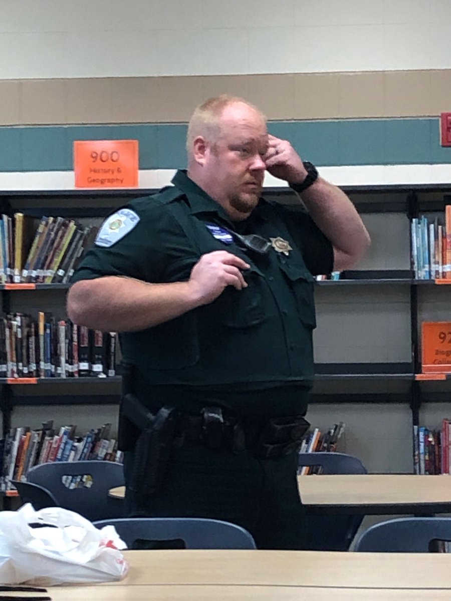 Another successful Student Career Lunch at RMS. Thanks, Three Rivers Park District Officer, Chad Dickie! ⁦<a href="/RogersMiddle/">Rogers Middle School</a>⁩ ⁦<a href="/ISD728/">ISD 728</a>⁩