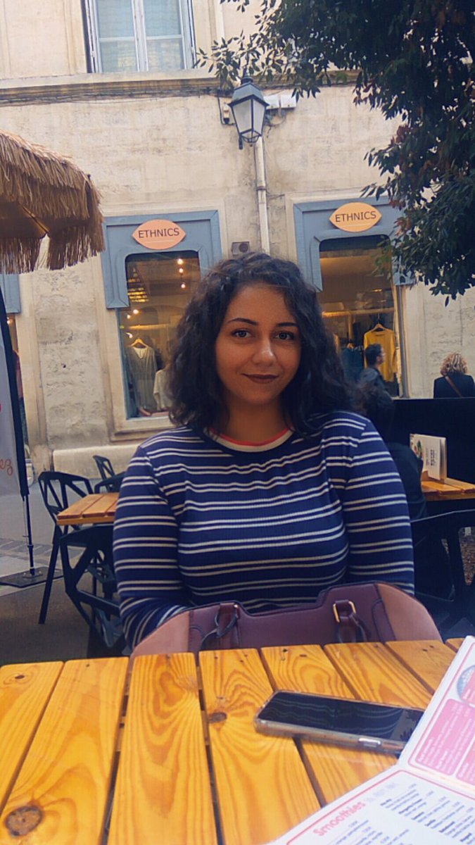 Hulya_Tunc's tweet photo. Retrouvailles avec mon chat 💛 https://t.co/qfzdAF6Aky