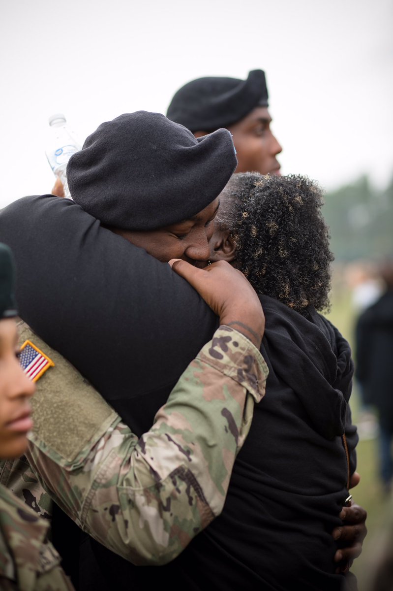 fortjackson's tweet image. #WednesdayWisdom
“You measure the size of the accomplishment by the obstacles you had to overcome to reach your goals.” -Booker T. Washington

The 4-39 Family day finally arrives as families race to embrace for the first time since the start of @USArmy  #BasicCombatTraining.