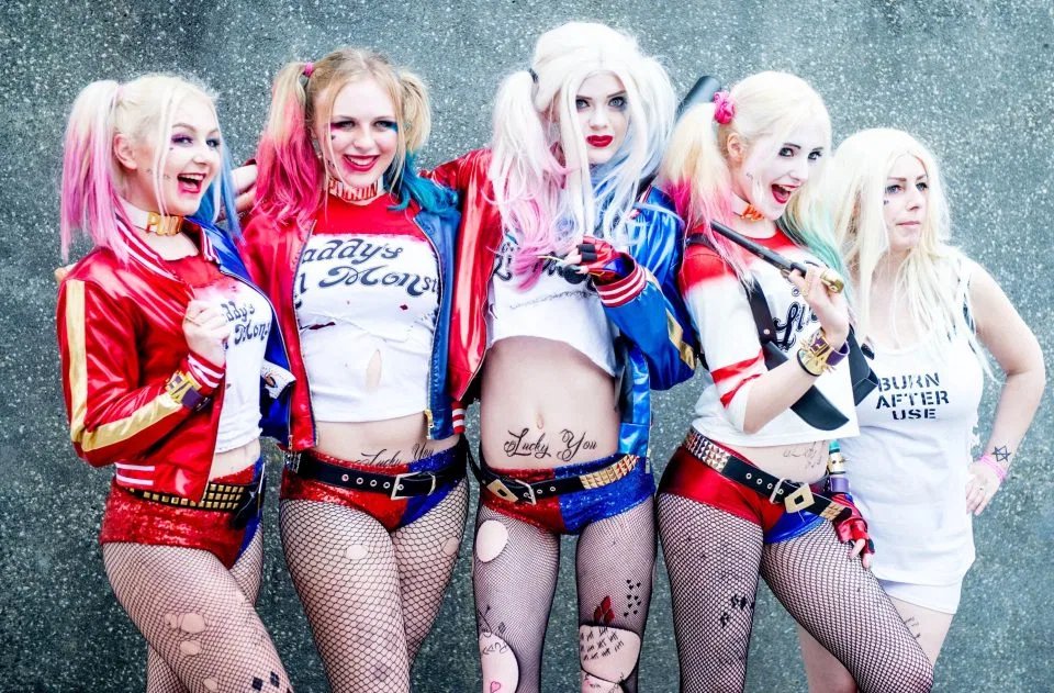 стиль харли квин. джокер баба харли квинн. харли. харли квинн отряд самоубийц украшения. Andrasta харли.