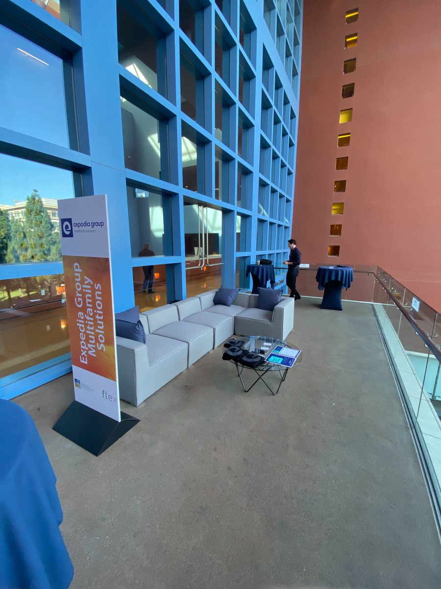 apartmentjet's tweet photo. Flashback to last week’s Flex Rentals Investment Conference in San Francisco. There have been so many great advancements in the Flexible Living Space and we’re so happy to be one of the leading companies helping to propel the industry forward. #flexrentals https://t.co/QopW7FE2lT
