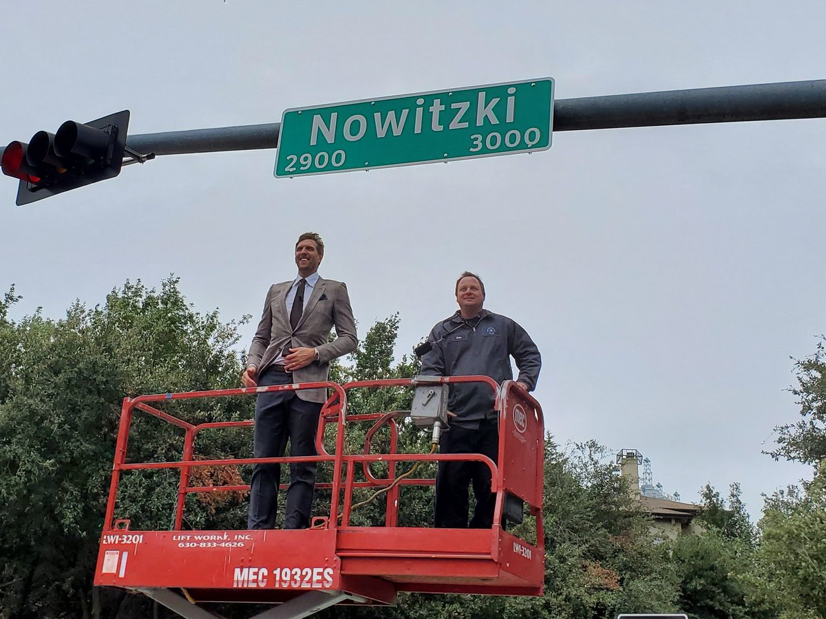 MFollowill's tweet image. There it is Nowitzki Way!!!