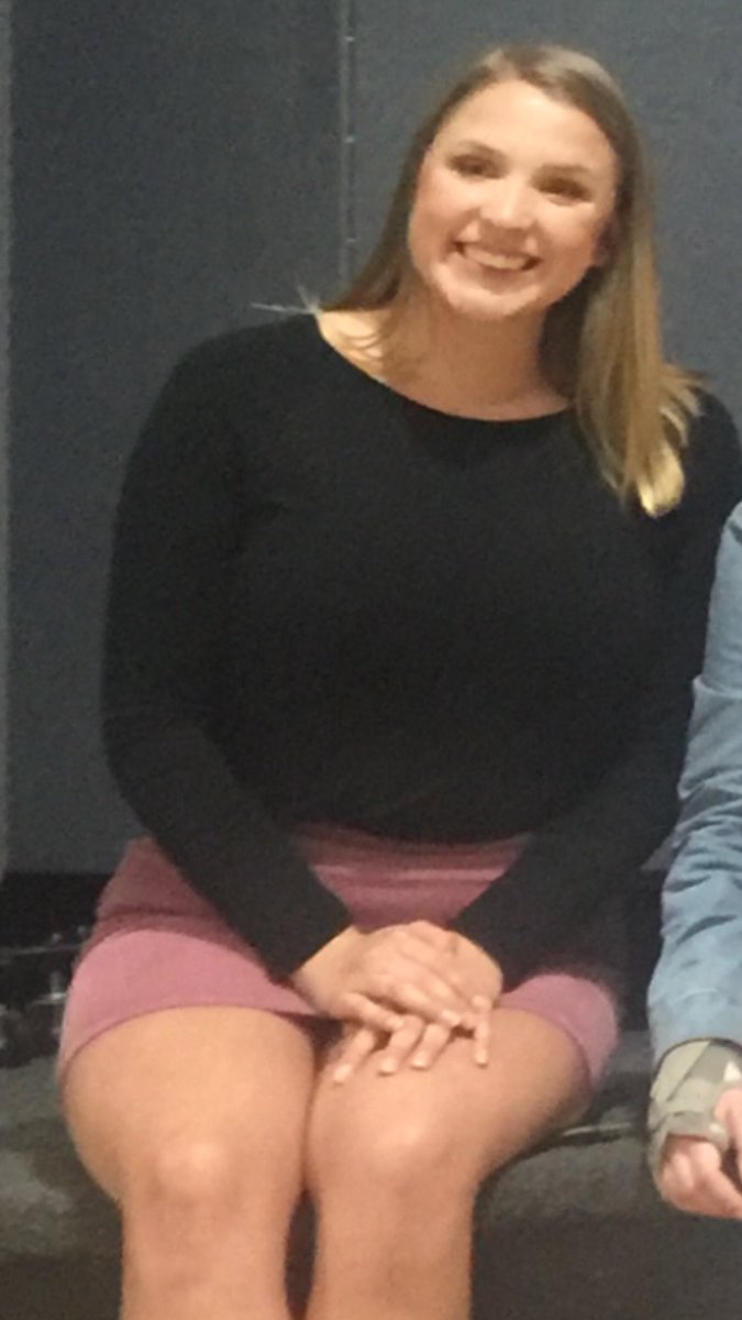 Happy Birthday to our captain prideline dancer Anna Tharp ! We love you girly and we hope you have a great birthday! 💚💛🥳👯‍♀️