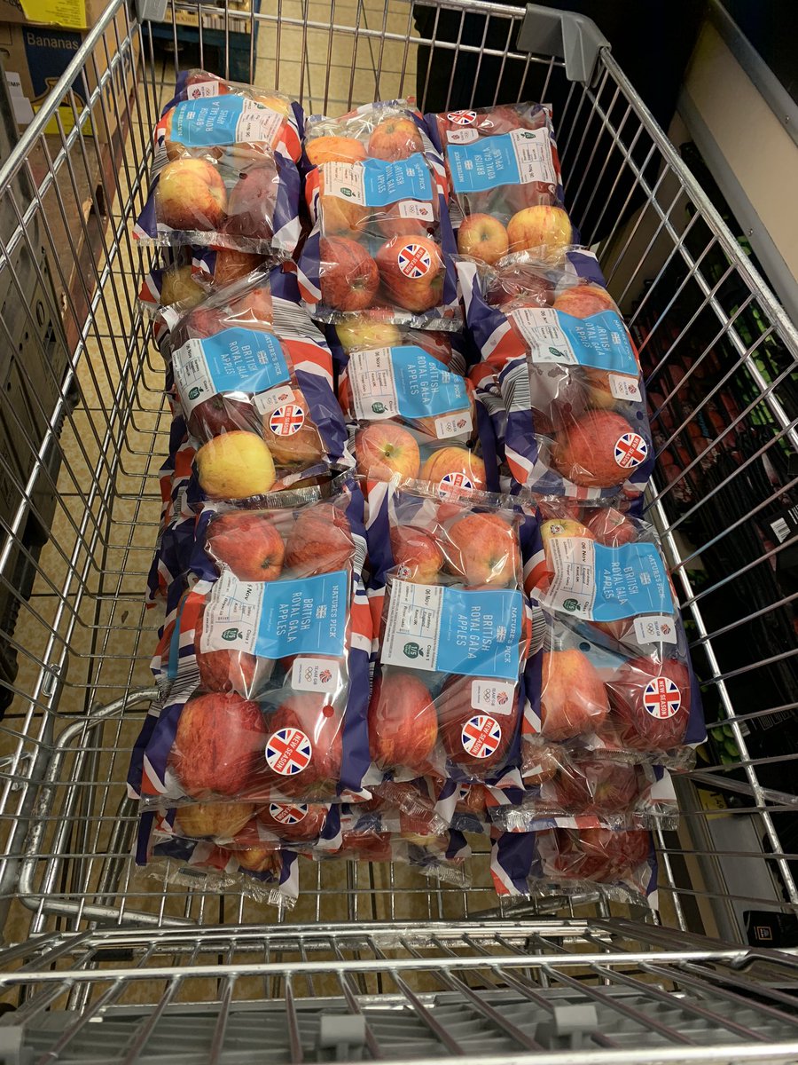 Caldercuilt's tweet photo. Thank you to @AldiUK at Knightswood who kindly donated us all of these apples! We are all set for our Halloween activity afternoon! #dookingforapples #cpscommunity #cpsplay π π π» π https://t.co/DxGSxz48UN