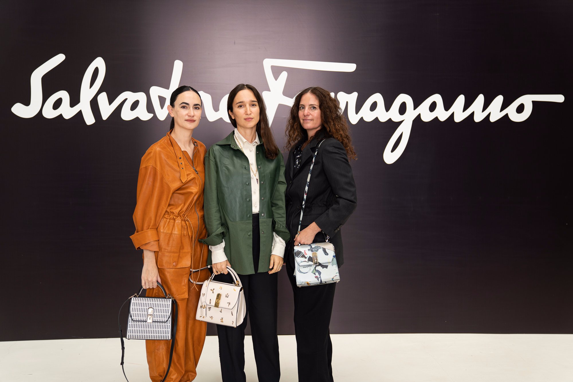 FERRAGAMO on X Celebrating Women in Design with a limited edition of the BOXYZ bag. 3 Latin American artists MilenaMuzquiz fridaescobedo and LunaPaiva expand their work into the realm of experiences a...