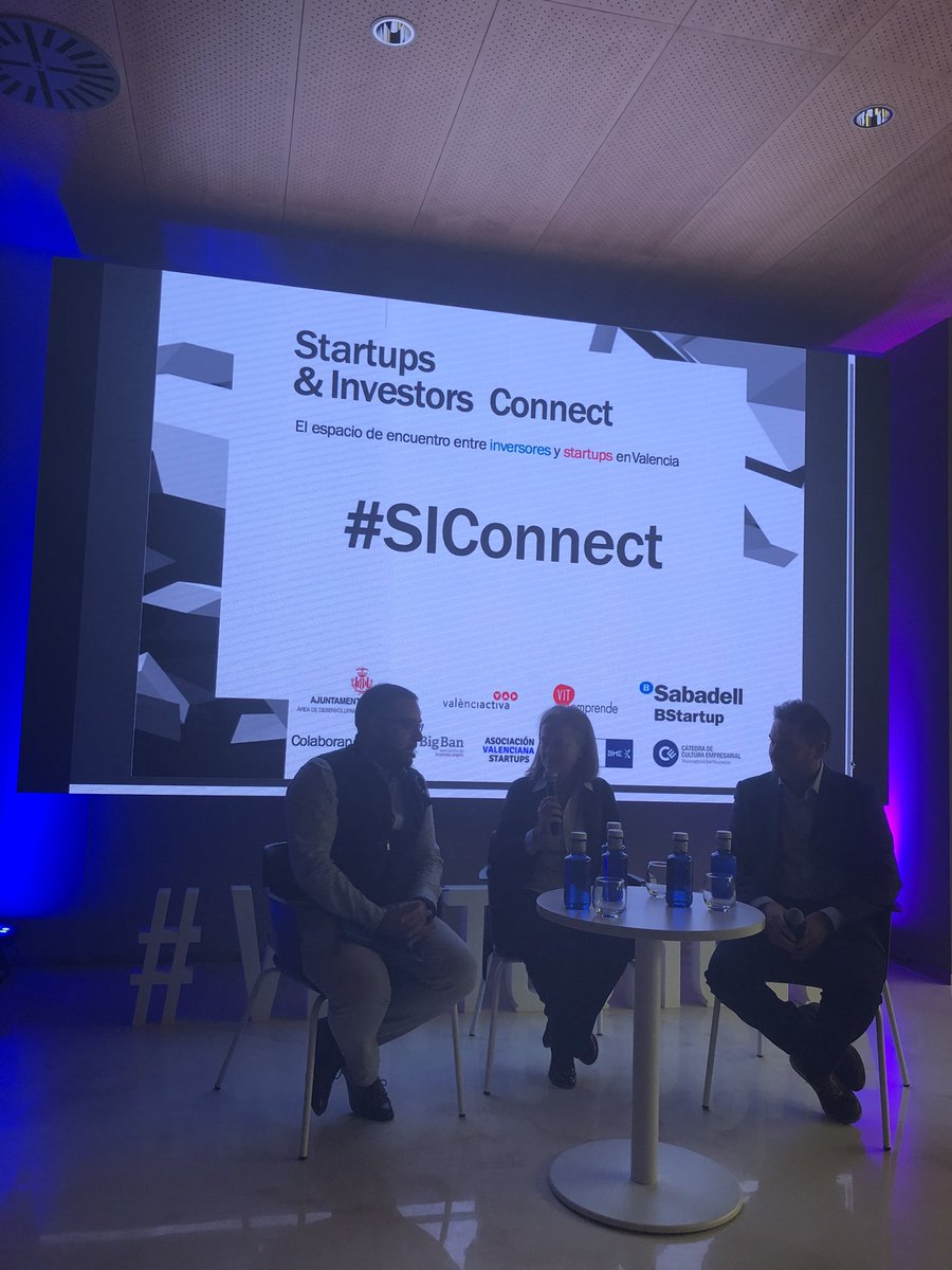 Enhorabuena a los emprendedores que han pitcheado en la duodécima edición de #SIConnect <a href="/OkyWatch/">OkyWatch</a> <a href="/abrebox1/">abrebox</a> e @internxt