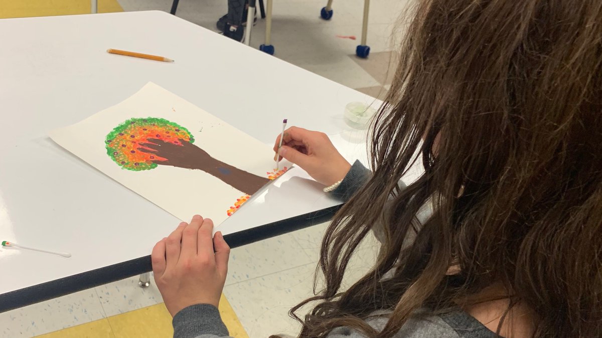 De la peinture d'automne chez les grands <a href="/EcoleSGNCECCE/">École SGN CECCE</a>  <a href="/ecolecatholique/">CECCE</a>