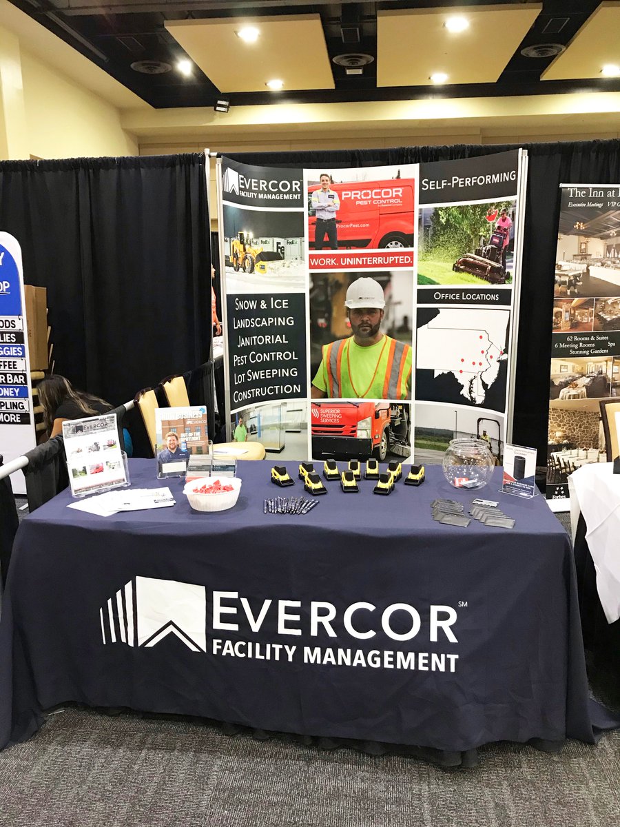 EvercorInc's tweet image. Last trade show of 2019! Our booth is set up and the #LCExpo is underway! #WorkUninterrupted 

#tradeshow #boothdisplay #boothdesign #tradeshowbooth #conventioncenter #networking