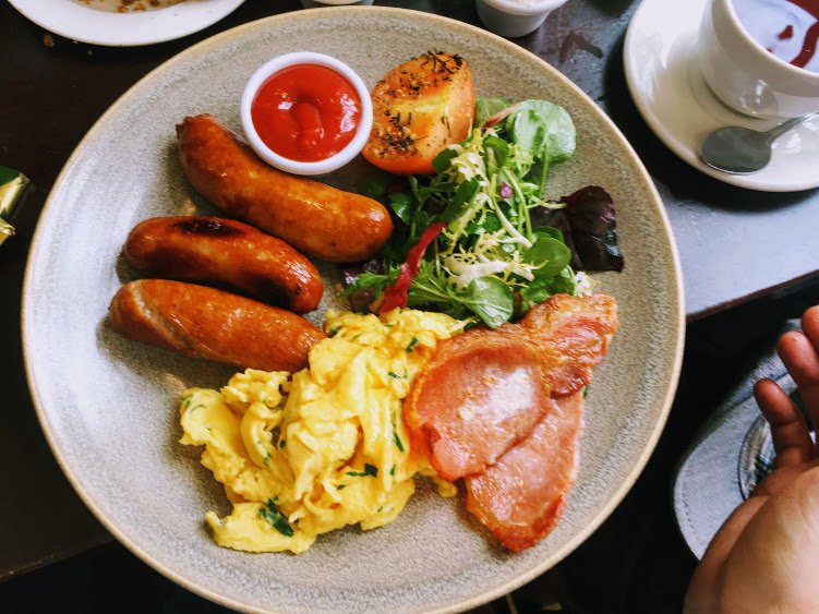 InfiniteIreland's tweet image. A4: Any time of year the answer is always Traditional Irish Breakfast #PucaFestival #LoveIreland