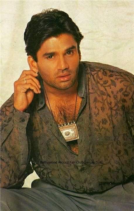 SunielianManoj's tweet photo. #22YearsOfBhai #31Oct1997
It's the right time to celebrate #22YearsOfBhai
#Bhai is the best movie of @SunielVShetty sir's career.
#BollywoodFlashback #90s #muvyz #muvyz103019
@SunielVShetty @iamsonalibendre @iampoojabatra @kunalkemmu https://t.co/BqPZYUzw4N
