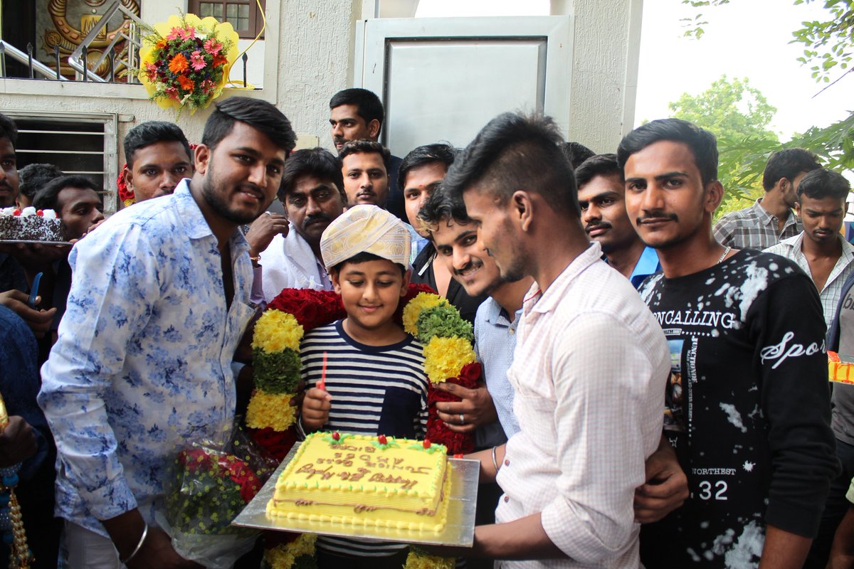 AKDSSBIDAR7999's tweet photo. ಹುಟ್ಟು ಹಬ್ಬದ ಶುಭಾಶಯಗಳು ಚಿಕ್ ಯಜಮಾನ್ರೆ
#Junior_Boss
@dasadarshan Boss @vijayaananth2 @dinakar219 https://t.co/adDL2aQBJN