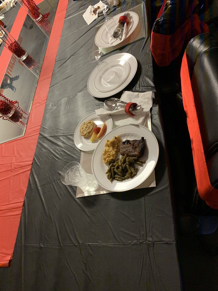 The Home Depot 0374 tweet media