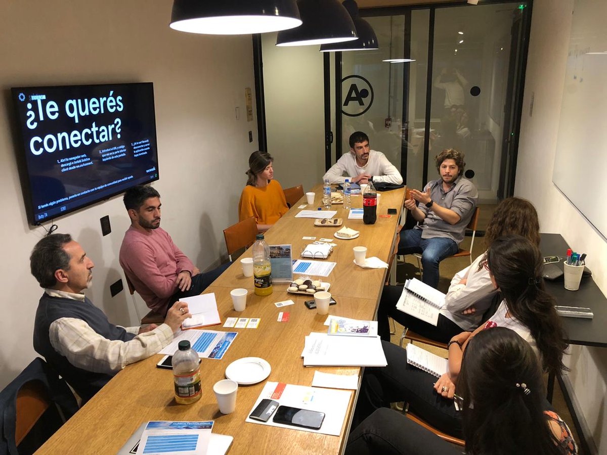 BAcienciaytecno's tweet photo. La Cámara de Fintech (@CamaraFintechAr) se reunió con nuestro equipo de vinculación para trabajar sobre las demandas del sector y su conexión con el ecosistema científico ¡seguimos fomentando la innovación! https://t.co/krqNGeGTdK