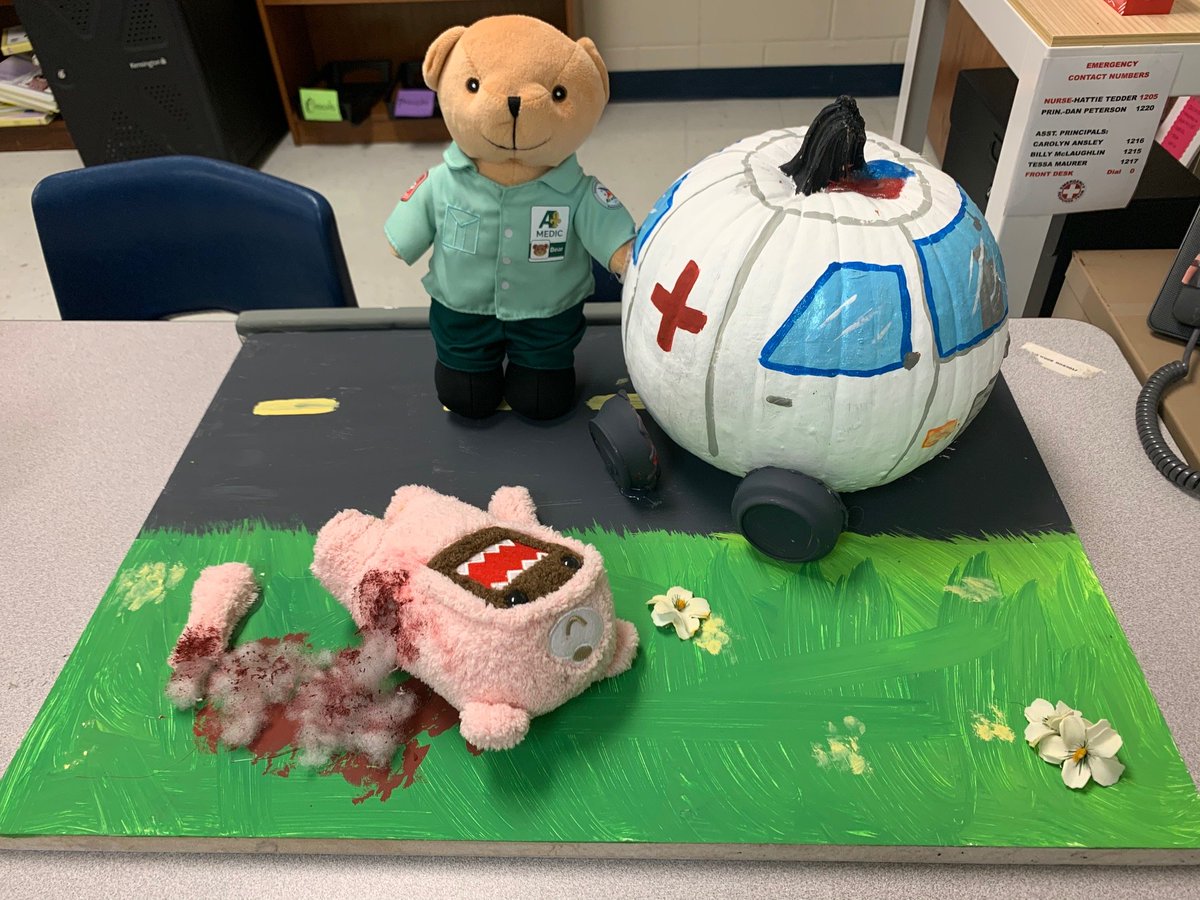aledostuco's tweet photo. AHS 1st Annual Pumpkin Decorating Contest!  Thanks to our 3rd period classes &amp; their teachers for participating!  Which do you think should win?  Voting link for AISD students and staff coming soon! https://t.co/txHcC3Wks3