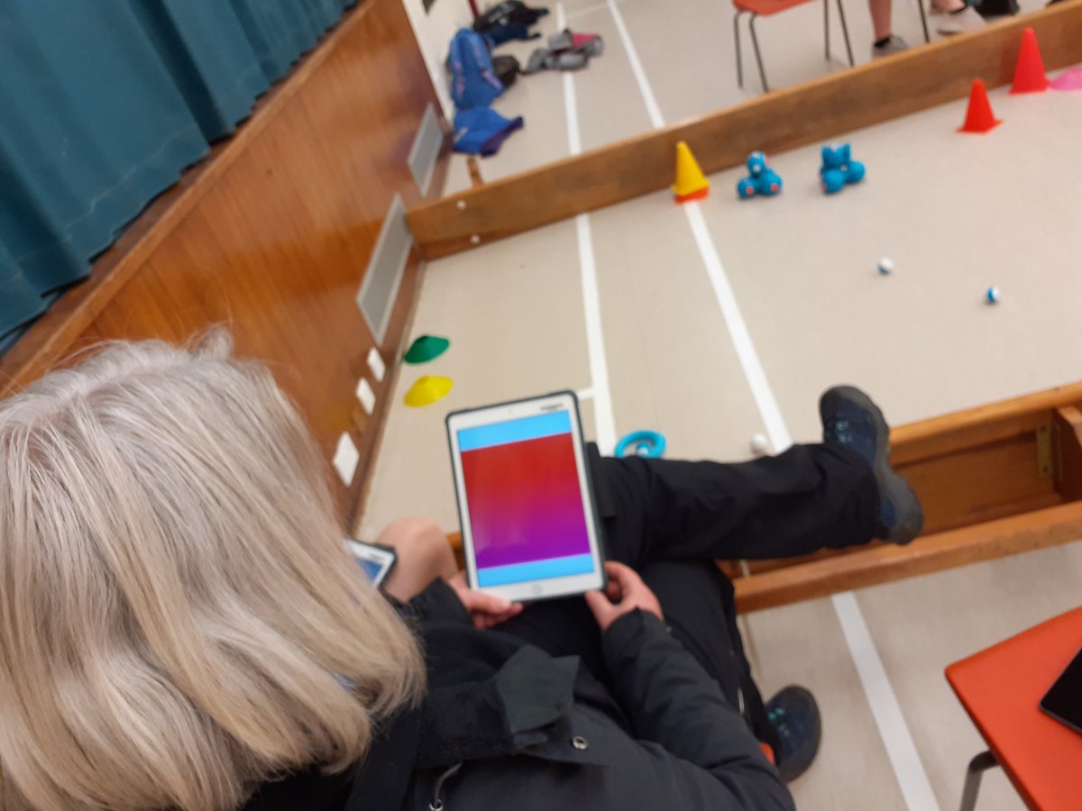 BanchoryPrimary's tweet image. Parents keeping up with our #TechWizards