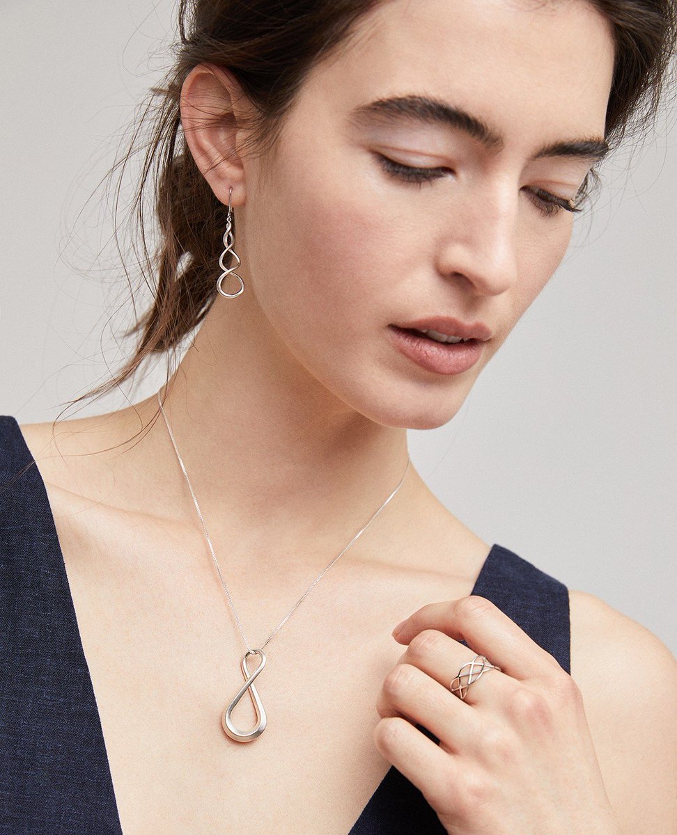 hkplusnp's tweet photo. We are releasing a new ring this fall for our infinity series - images to come soon but here is a sneak peak!

Model: @emmahansen
Photographer: @alexanderting 
Hair + makeup: @beckstargrams
Wardrobe by @vestige.story

#hkpusnp #madeinjapan #vancouverdesigner #infinityjewelry https://t.co/sCrRMhLi5G