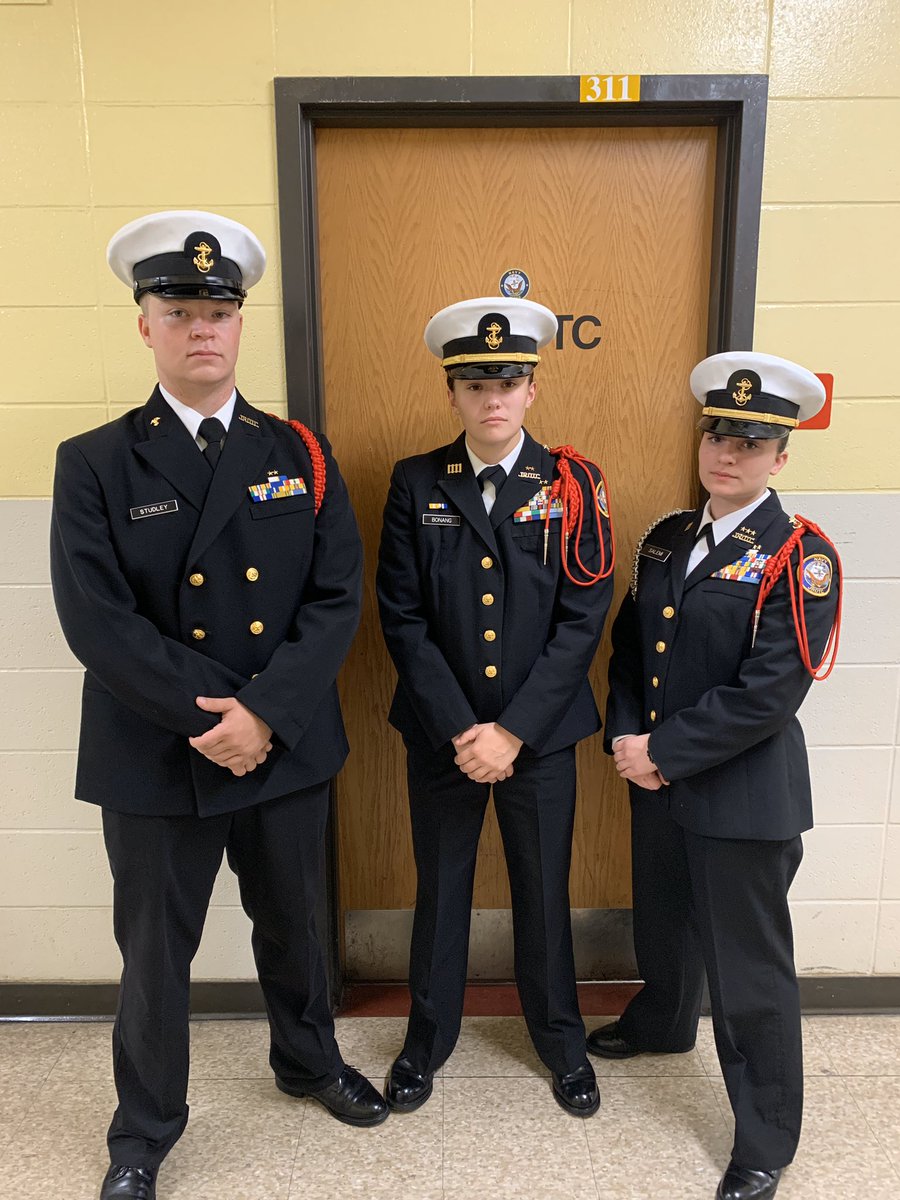 NJROTCCoventry's tweet photo. Look who just got some dress blues. @coventrycareer @CoventryOakers https://t.co/VDXKBZriwb