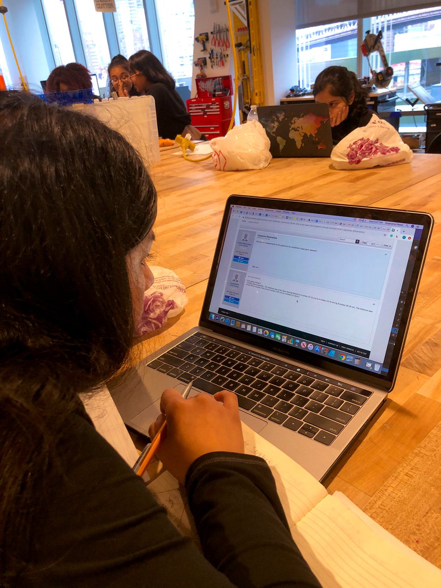 tywlsrobotics's tweet image. Mechatronics preparing for competition! T-minus three weeks until the first rounds of competition. #Robotics #GirlsWithNoLimits